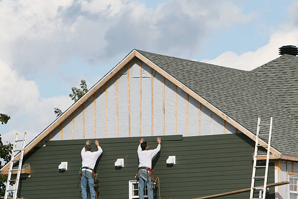 Professional Siding technician working in West Hempstead, NY